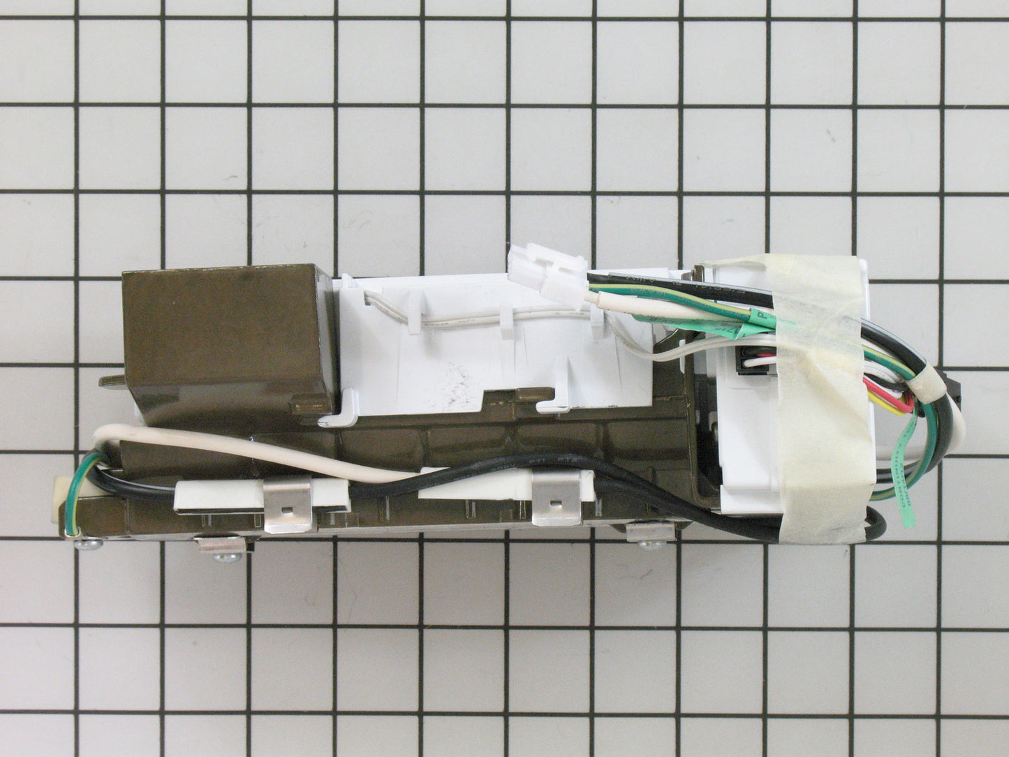 W11577195 Whirlpool Refrigerator Ice Maker Assembly