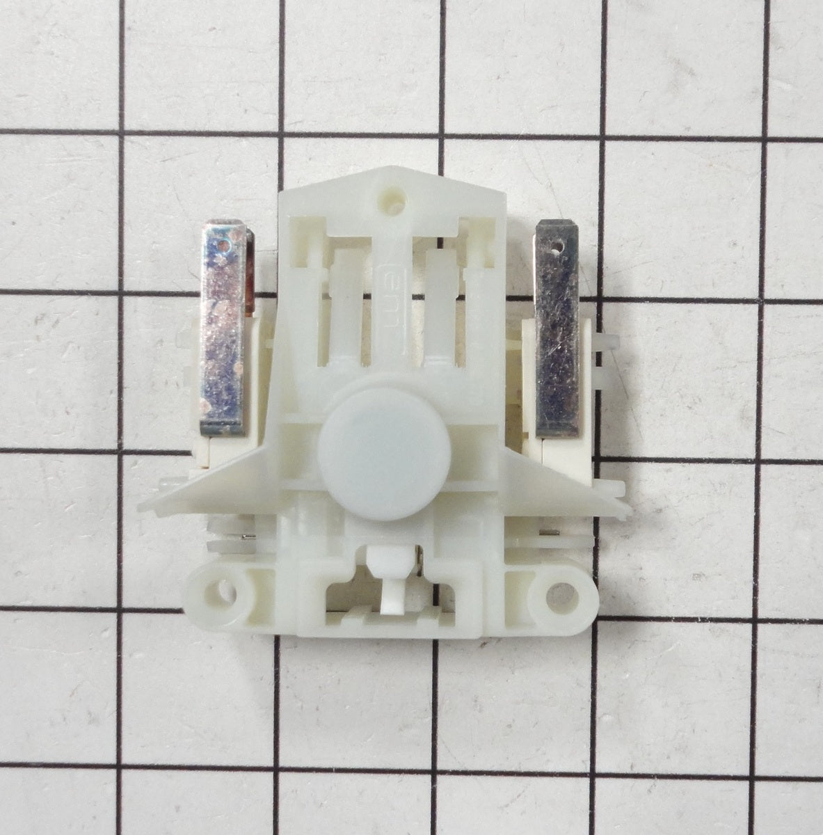 5304475570 Frigidaire Dishwasher Door Latch - Appliance Parts Canada