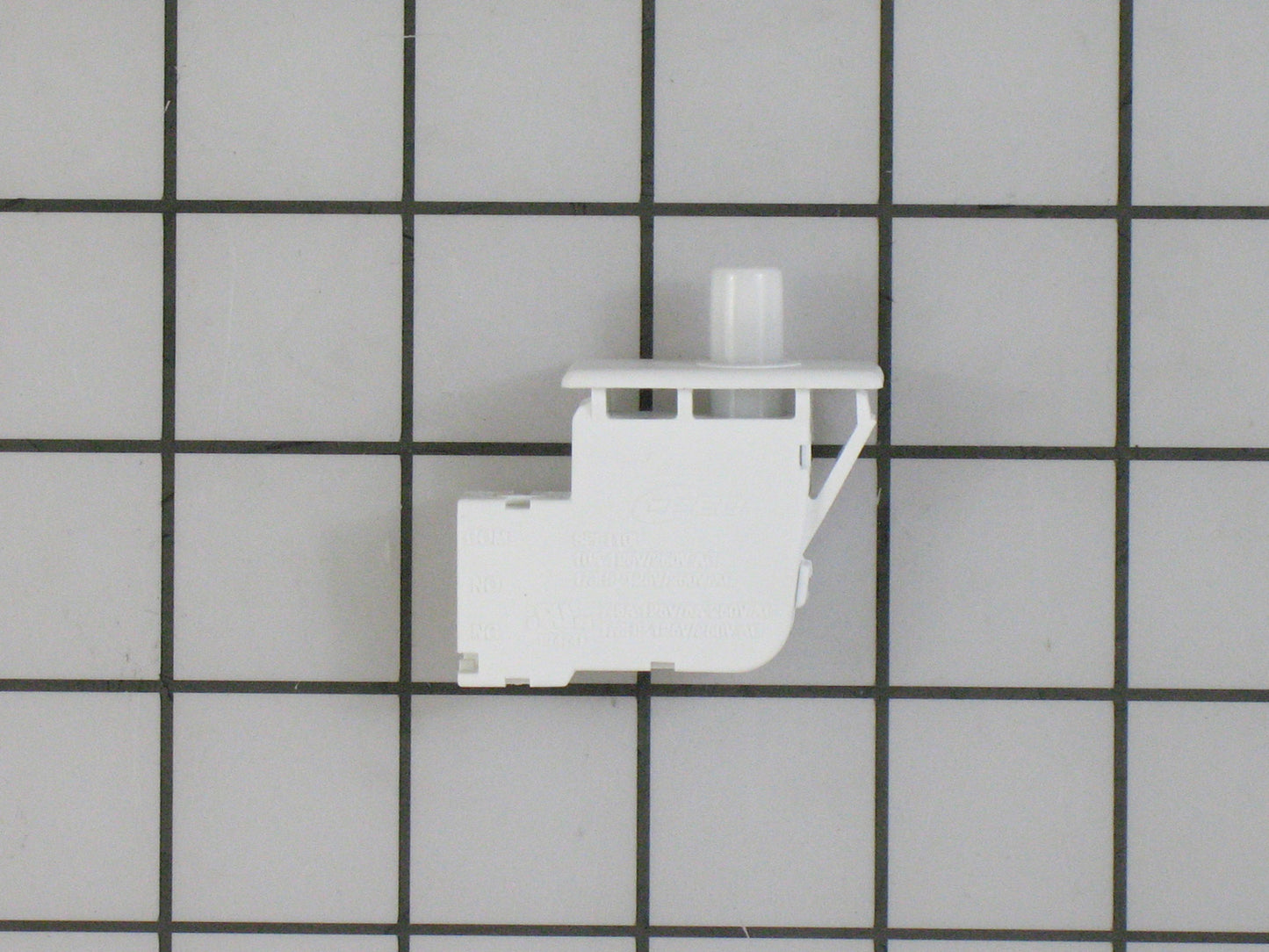 DC64-00828B Samsung Dryer Door Switch - Appliance Parts Canada