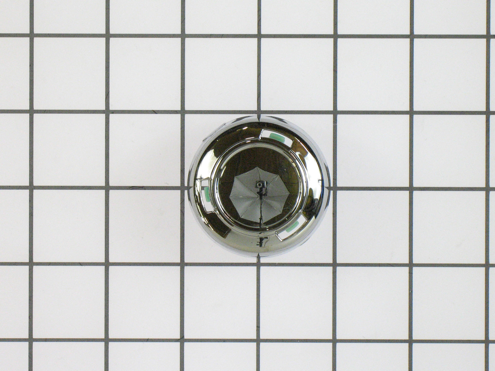 DC66-00680A Samsung Washer Pulsator Cap - Appliance Parts Canada