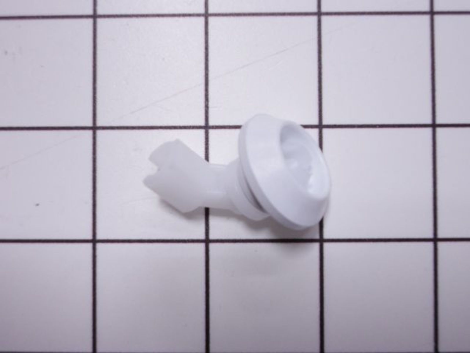 Frigidaire 154522902 WHEEL AND BUSHING, GREY UP - Appliance Parts Canada