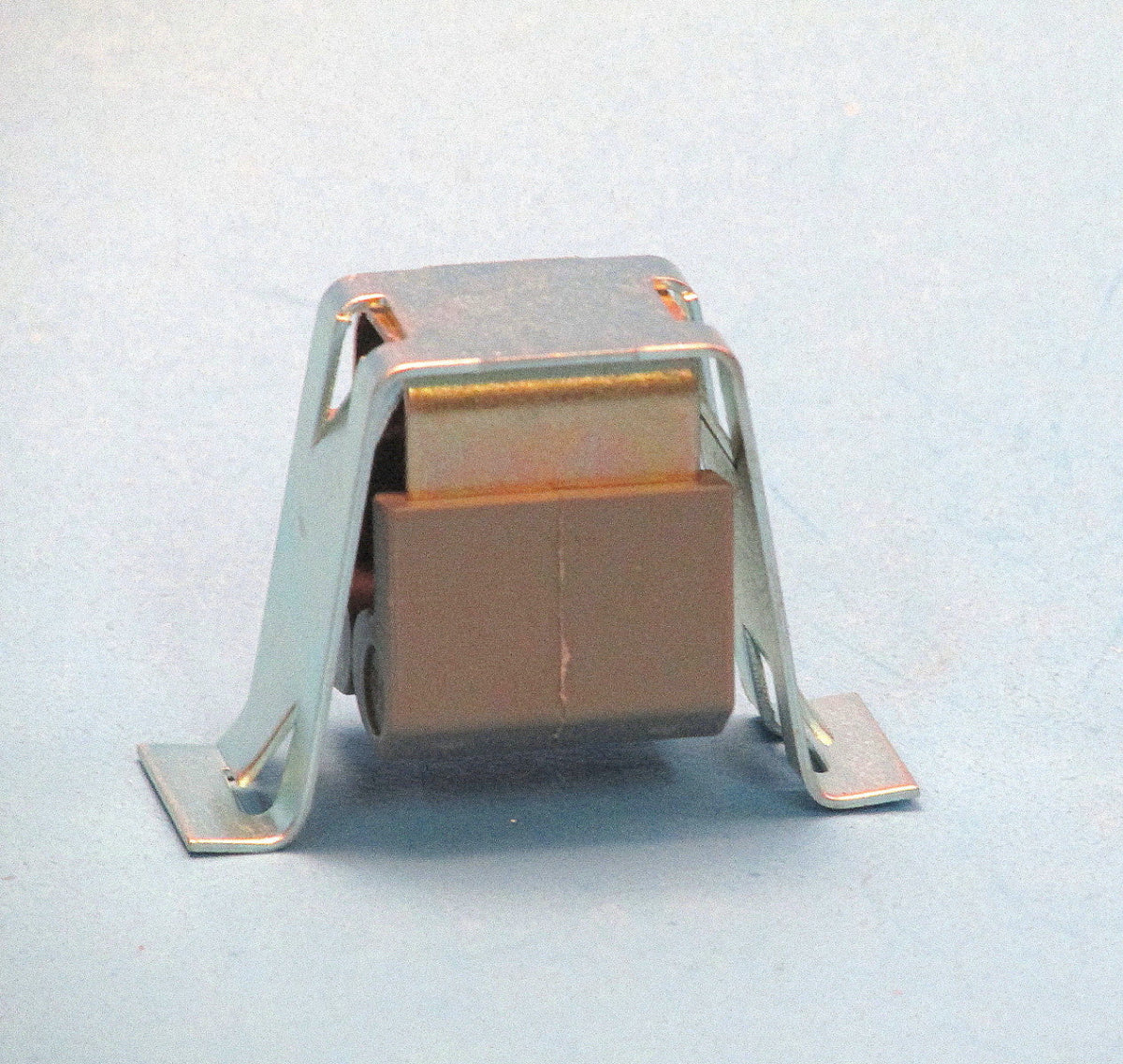 Whirlpool W11240283 CATCH - Appliance Parts Canada