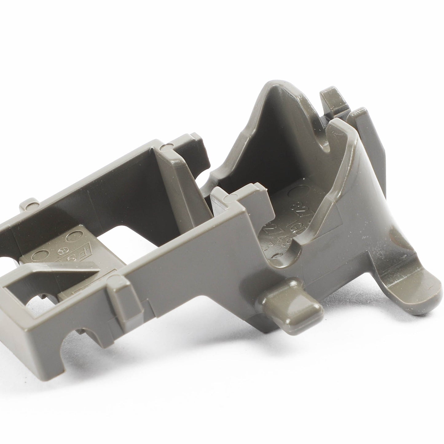 Whirlpool 8562026 MOUNT, CUPSHELF