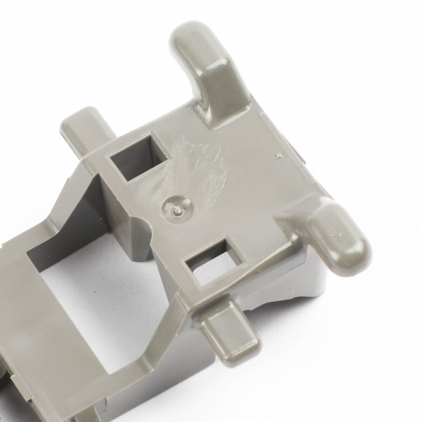 Whirlpool 8562026 MOUNT, CUPSHELF