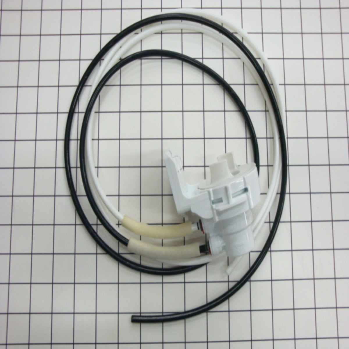 DA97-06317A Samsung Refrigerator Water Case Filter Assembly - Appliance Parts Canada